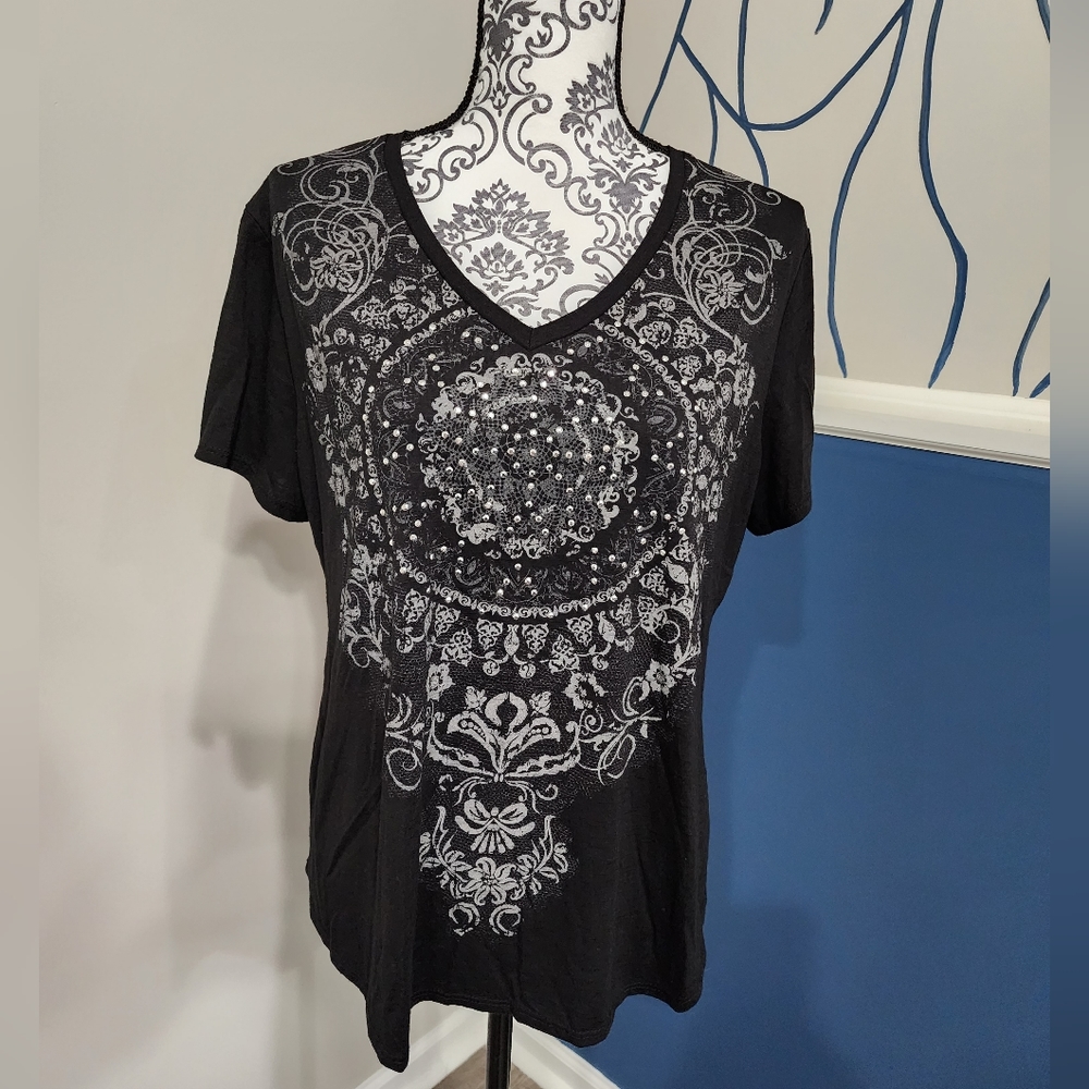 Time & Tru Black and Gray V-Neck Top with Rhinestone Details